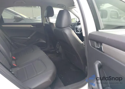 2020 Volkswagen Passat 2.0T Se z USA, uszkodzony, nr VIN 1VWSA7A37LC024206